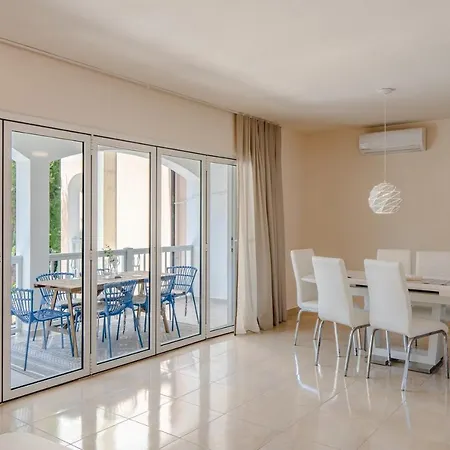 Sum Mora Apartment *