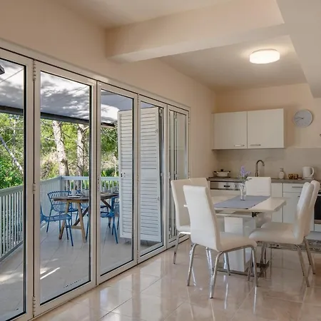Apartment Sum Mora