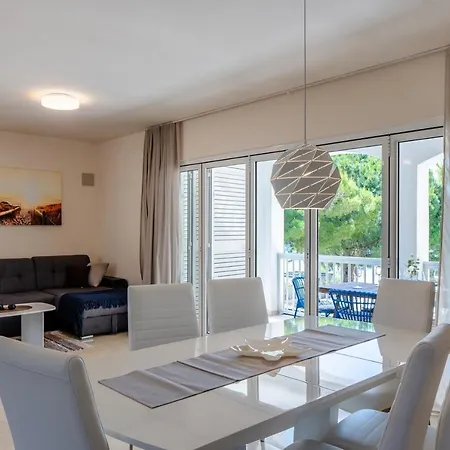 Sum Mora Apartment