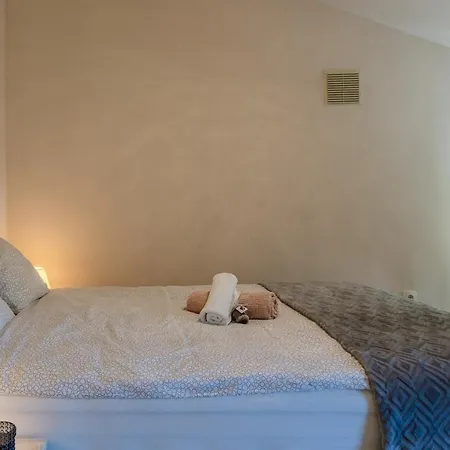Apartment Sum Mora